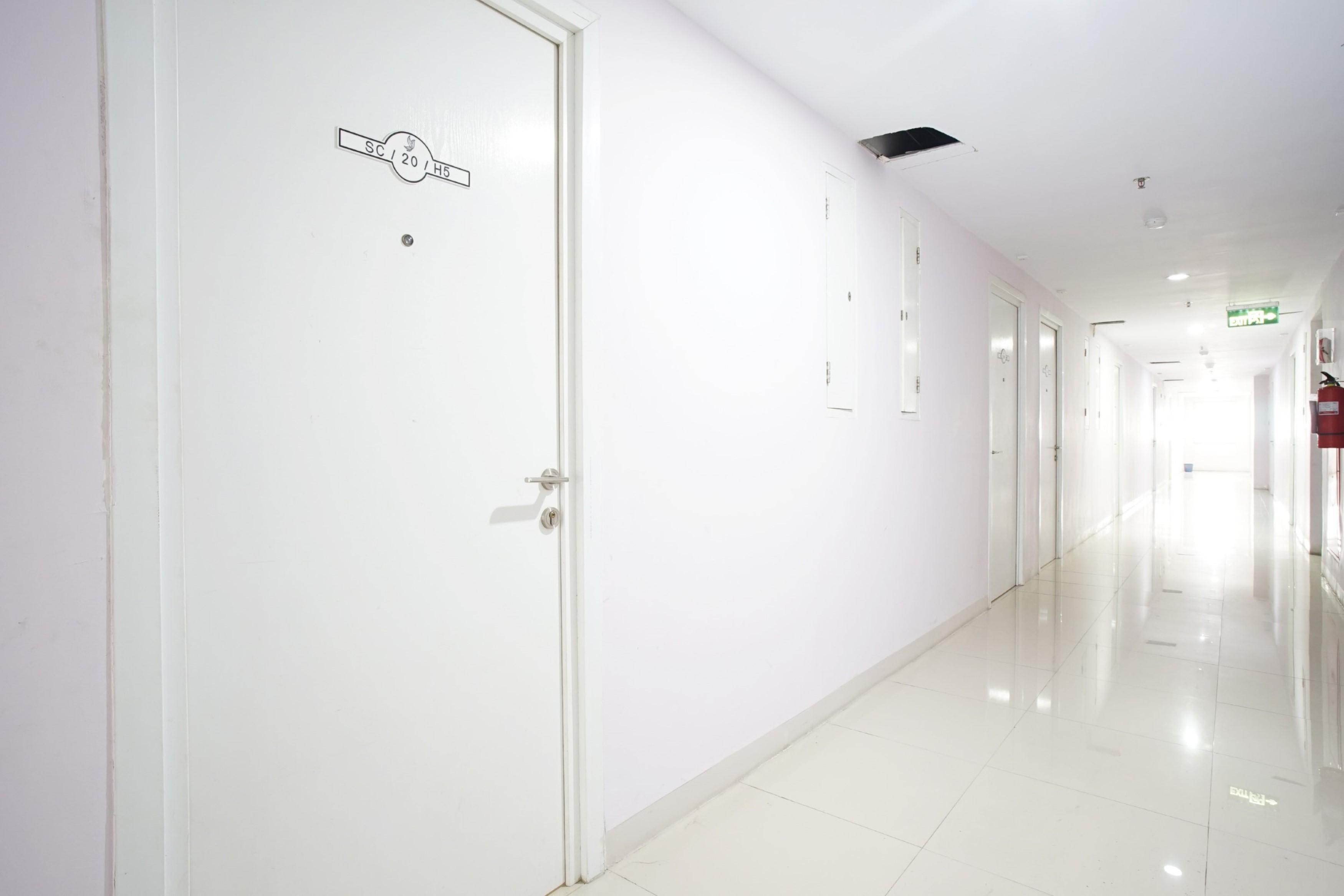 Green Pramuka Apartement By Vici Jacarta Exterior foto